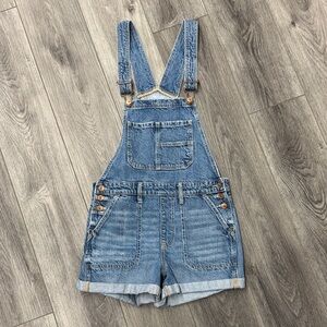 American Eagle Outfitters Blue Jean Overall Shorts Tomgirl Shortall NWOT